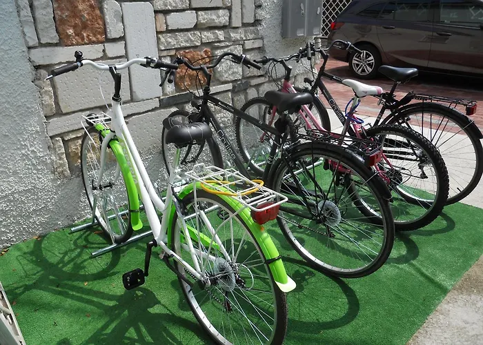 Flora Frühstückspension Peschiera del Garda