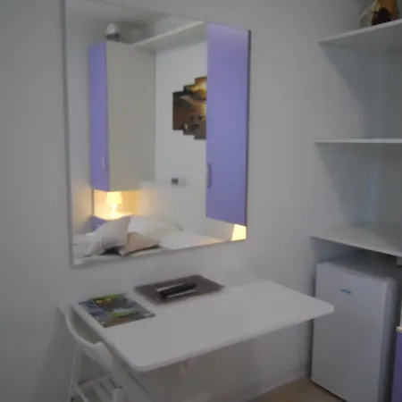 Flora Bed & Breakfast Peschiera del Garda